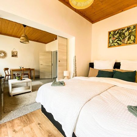 Appartamento Betterbeds Brandenburg Brandenburg  Esterno foto
